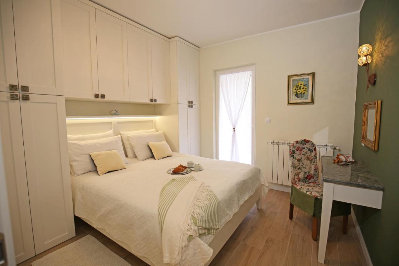 Apartments Paola Rovinj Luaran gambar